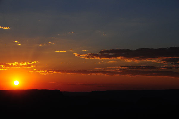 DSC_1188.jpg (4288x2848) NIKON D300 - 18-200mm f/3.5-5.6 // F10 // 1/400 sec // ISO 400 // 62,0 mm // no Flash // 2008:07:07 19:43:38 DSC_1188.jpg (4288x2848) NIKON D300 - 18-200mm f/3.5-5.6 // F10 // 1/400 sec // ISO 400 // 62,0 mm // no Flash // 2008:07:07 19:43:38